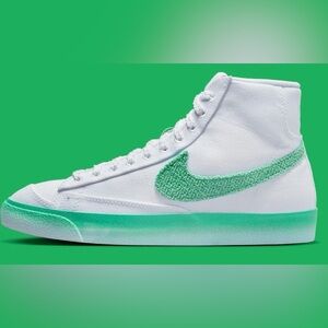 NWT Women's Nike Blazer Mid '77 Green Fade White Spring Airbrush FJ4547-100 10.5